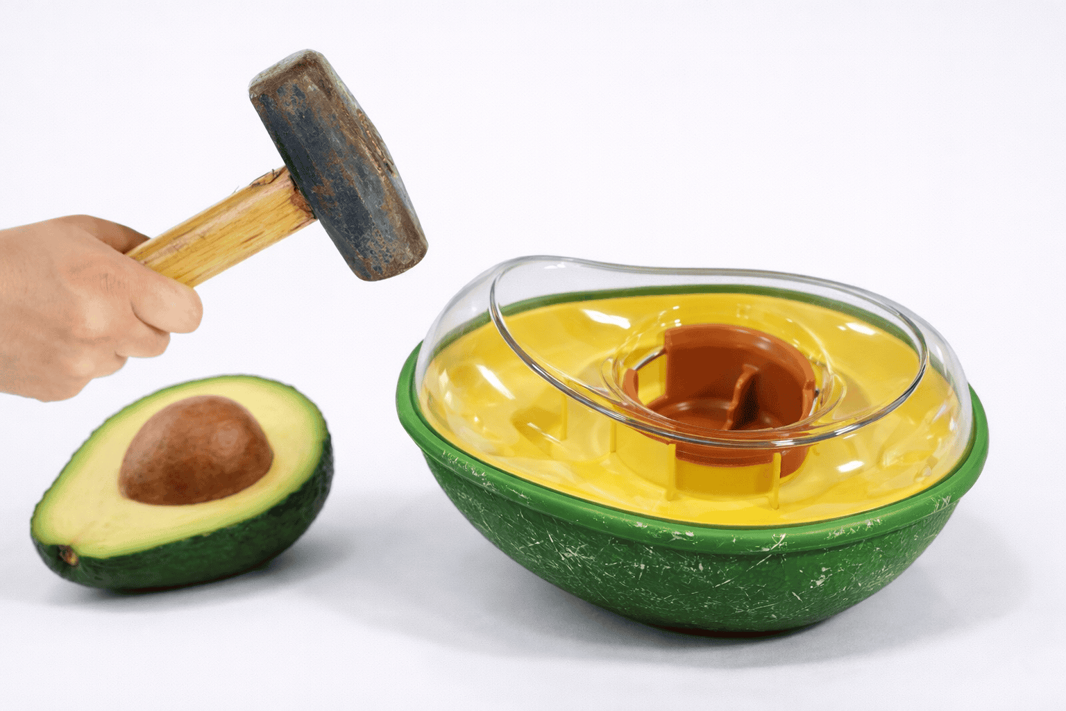 耐咬慢食|酪梨不倒翁 6 酪梨不倒翁使用高強度材質,耐咬耐敲的外殼設計。